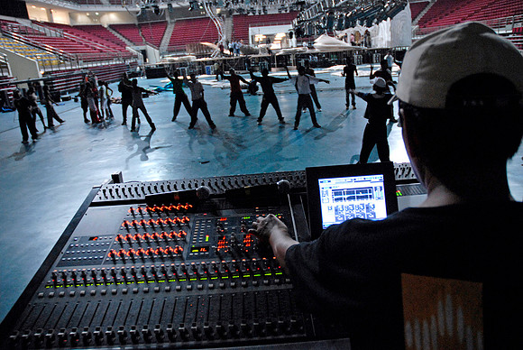 GIFA2006 Stage Set up