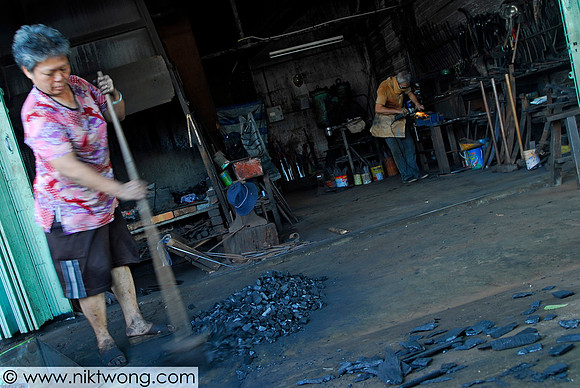 Pasir Penambang - Blacksmith