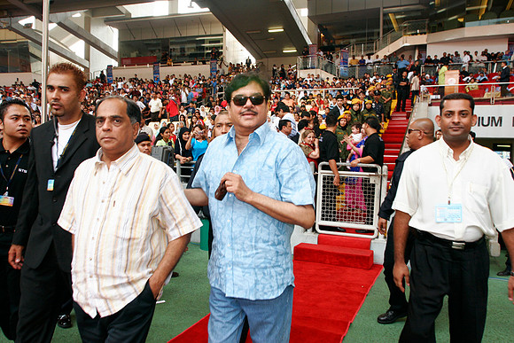 GIFA2006 security personnel
