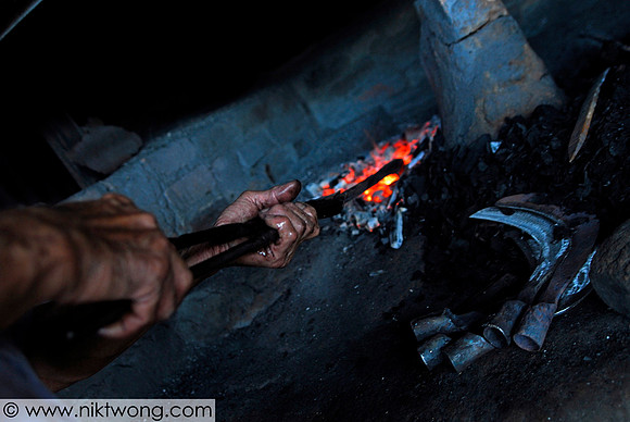 Pasir Penambang - Blacksmith