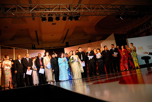 GIFA2006 Charity Fashion Show