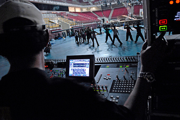 GIFA2006 Stage Set up